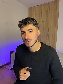 LIAM COLT online show from April 19, 2026, 12:22 am