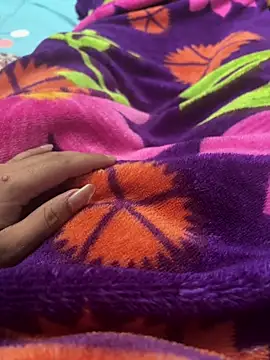 Snapshot of hotyindiaan chatting on December 18, 2025, 1:55 am hotyindiaan online show from December 18, 2025, 1:55 am