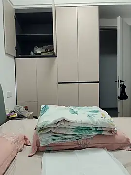 zzdd999 online show from March 7, 2026, 3:36 am