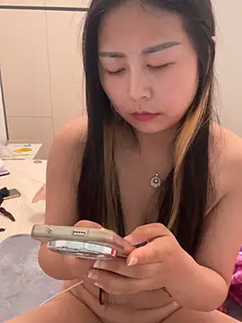 Snapshot of zzdd999 chatting on June 26, 2026, 5:23 am zzdd999 online show from June 26, 2026, 5:23 am