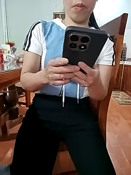 Sweet-Berryy online show from March 9, 2026, 4:27 am