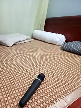 Sweet-Berryy online show from April 12, 2026, 8:47 pm