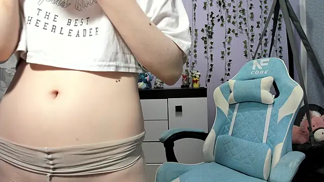 Yoonhee ki online show from March 27, 2026, 2:39 pm