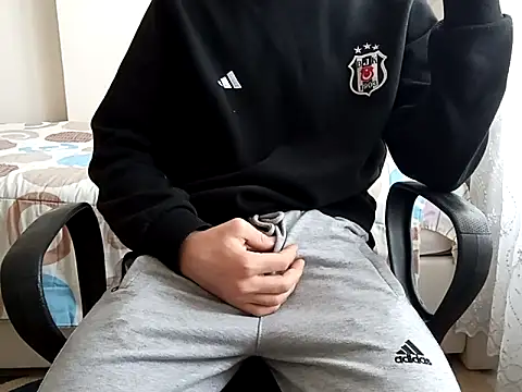 baysiken23 online show from March 18, 2026, 11:24 am