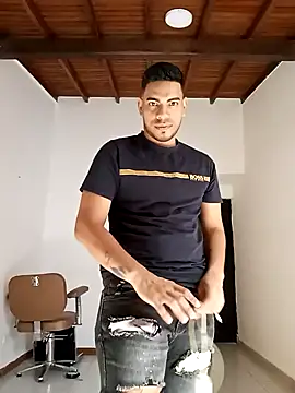 Snapshot of Moreno_latino_sex chatting on December 19, 2025, 8:05 pm Moreno latino sex online show from December 19, 2025, 8:05 pm