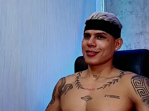 oruz stud online show from February 5, 2026, 1:38 pm