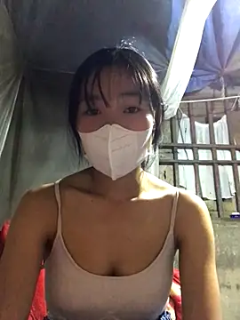 Snapshot of Beautiful_female chatting on December 19, 2025, 2:13 pm Beautiful female online show from December 19, 2025, 2:13 pm