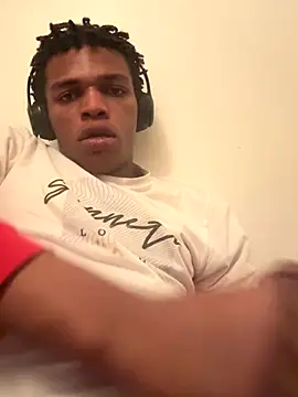 davebigjunk12 online show from December 19, 2025, 6:31 am