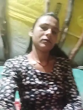 Cuty priti online show from March 13, 2026, 9:43 pm