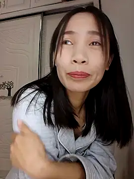 baby-9371 online show from December 19, 2025, 2:35 pm