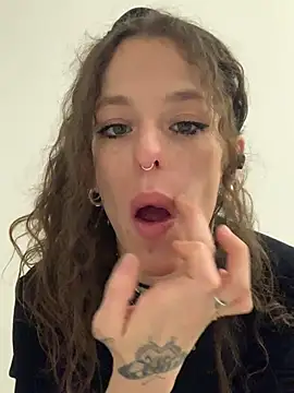 4lien online show from April 5, 2026, 1:58 am