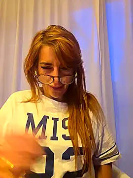 LaLynn online show from April 29, 2026, 7:20 pm