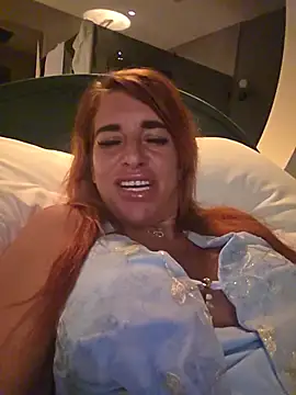 LaLynn online show from June 26, 2026, 2:27 am