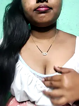 Snapshot of Eashita_01 chatting on February 4, 2026, 10:10 am Eashita 01 online show from February 4, 2026, 10:10 am