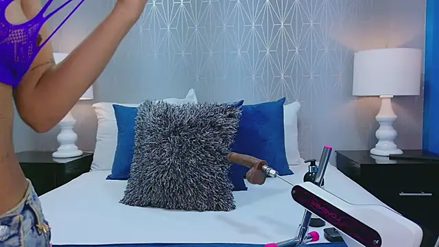 VioletGracee online show from February 2, 2026, 12:26 pm