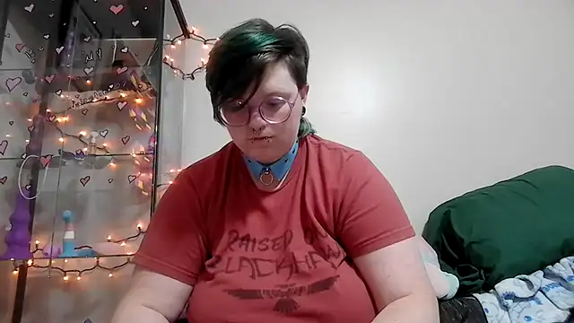 Pupghostt online show from February 11, 2026, 1:38 pm