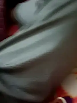 Snapshot of honorhorny chatting on December 21, 2025, 5:31 pm honorhorny online show from December 21, 2025, 5:31 pm