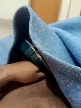 Snapshot of honorhorny chatting on February 14, 2026, 6:04 pm honorhorny online show from February 14, 2026, 6:04 pm