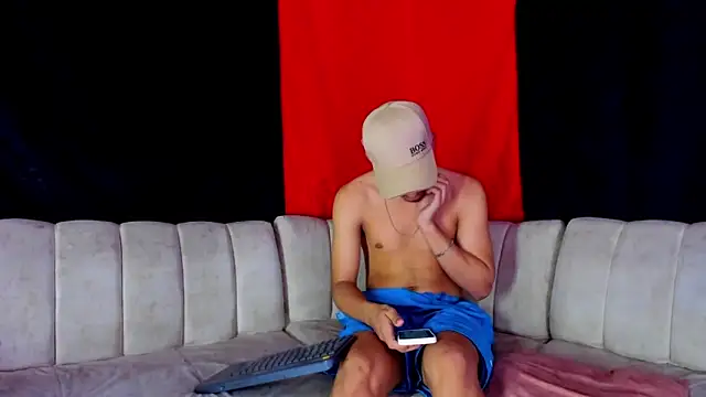 BrownieLoverss online show from February 15, 2026, 11:19 am