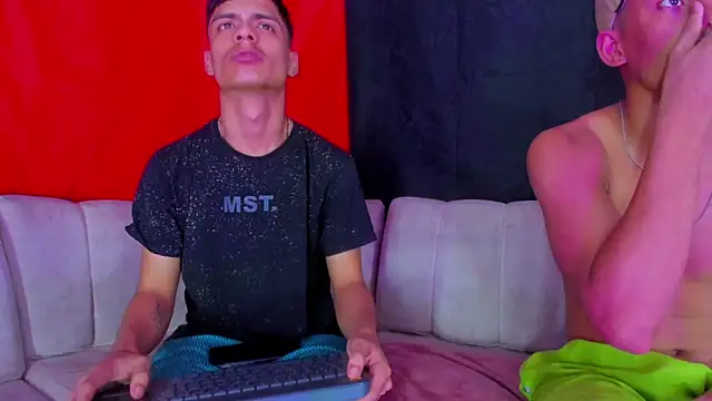 BrownieLoverss online show from February 28, 2026, 9:10 am