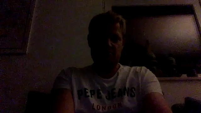 tomte6 online show from December 19, 2025, 7:43 pm