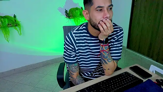 RexLive Medusa online show from December 20, 2025, 2:24 pm