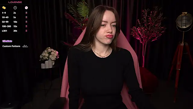 Velouraa online show from March 8, 2026, 8:29 am