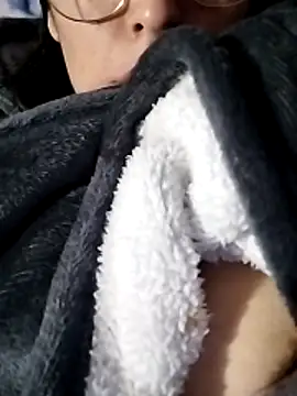 vanNe78 online show from December 21, 2025, 7:26 am