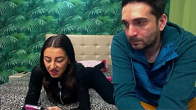 Snapshot of Stella_John chatting on January 6, 2025, 5:52 am Stella John online show from January 6, 2025, 5:52 am