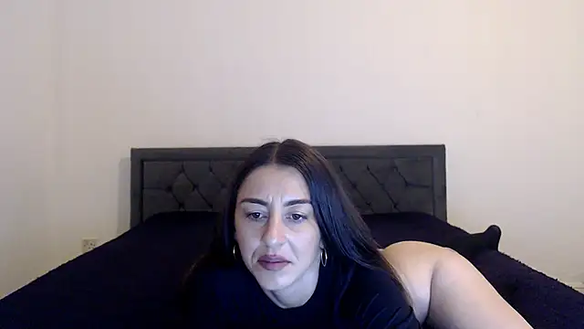 Snapshot of Stella_John chatting on October 2, 2025, 5:47 am Stella John online show from October 2, 2025, 5:47 am