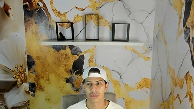 Victor LatinBoy online show from February 6, 2026, 3:11 am