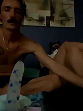 Snapshot of maxizjjdj6 chatting on December 20, 2025, 5:36 am maxizjjdj6 online show from December 20, 2025, 5:36 am