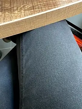 hayxxxal online show from March 4, 2026, 1:17 pm