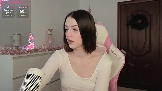 Wonder Bella  online show from December 23, 2025, 1:03 am