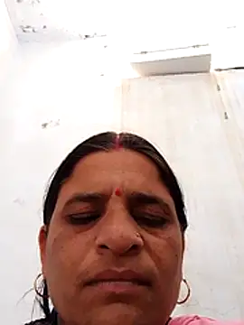 Snapshot of CUTE_Ishpa chatting on January 6, 2026, 8:07 am CUTE Ishpa online show from January 6, 2026, 8:07 am