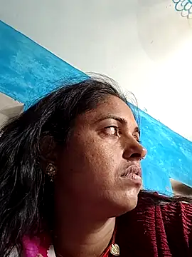 Snapshot of Mahima_rani34 chatting on August 7, 2026, 8:49 am Mahima rani34 online show from August 7, 2026, 8:49 am