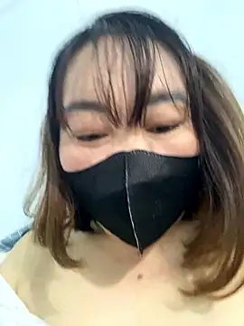 ThanhThuy888 online show from January 9, 2026, 4:43 pm