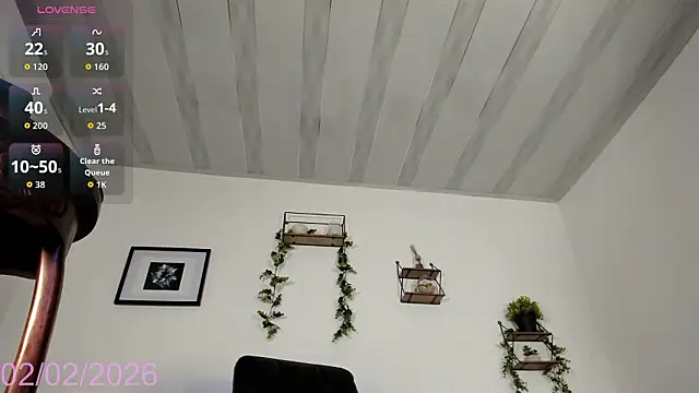 Snapshot of Raven_Zahara chatting on February 3, 2026, 6:40 am Raven Zahara online show from February 3, 2026, 6:40 am