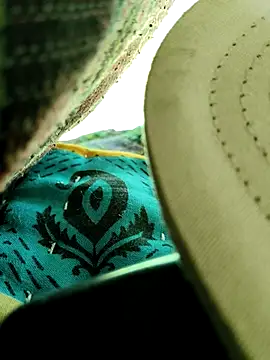 Hot2602 online show from April 16, 2026, 6:03 am