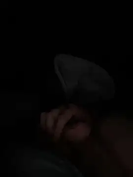 youngdun18 online show from December 22, 2025, 10:01 am