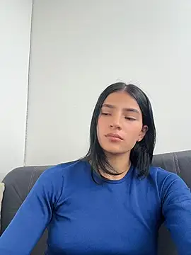 Snapshot of Ema_Rose_ chatting on July 22, 2026, 4:54 pm Ema Rose online show from July 22, 2026, 4:54 pm