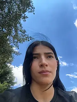 Snapshot of Ema_Rose_ chatting on July 28, 2026, 6:20 pm Ema Rose online show from July 28, 2026, 6:20 pm