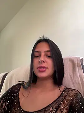 Snapshot of jujuarantes__2026 chatting on April 30, 2026, 2:56 pm jujuarantes 2026 online show from April 30, 2026, 2:56 pm