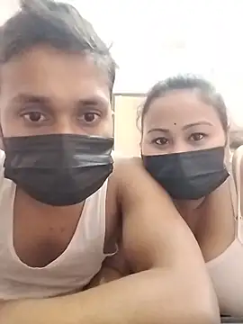 Snapshot of DesiSeductress chatting on February 28, 2026, 5:03 pm DesiSeductress online show from February 28, 2026, 5:03 pm