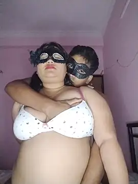 Snapshot of DesiSeductress chatting on March 26, 2026, 6:24 pm DesiSeductress online show from March 26, 2026, 6:24 pm