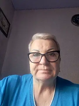 LanaLira435 online show from December 22, 2025, 8:33 am