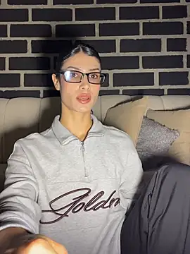 Godsfavorite19 online show from February 5, 2026, 2:05 am