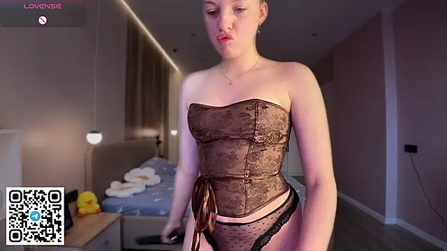 steffi meoww online show from May 23, 2026, 8:51 am