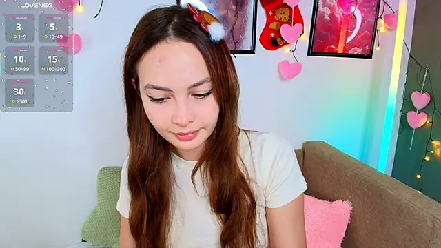 Snapshot of Adele_Farrell chatting on December 23, 2025, 1:58 am Adele Farrell online show from December 23, 2025, 1:58 am