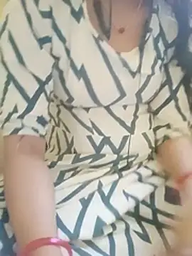 Snapshot of suman_bhabhi001 chatting on February 27, 2026, 7:08 am suman bhabhi001 online show from February 27, 2026, 7:08 am